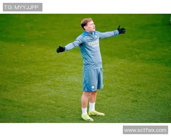 足球明星搞笑穿搭大揭秘让你捧腹大笑的时尚瞬间 足球明星搞笑穿搭大揭秘让你捧腹大笑的时尚瞬间