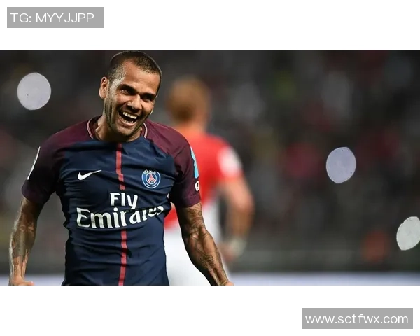 足球明星肩膀魅力大揭秘精彩图片集锦展现运动员风采 足球明星肩膀魅力大揭秘精彩图片集锦展现运动员风采